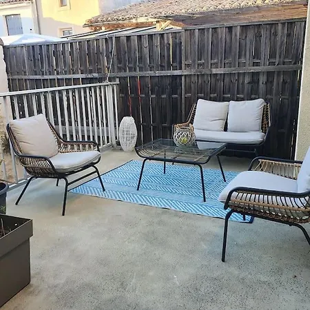 Apartment -garrigue- Face A La Cite Medievale Terrasse Classe 4☆ *